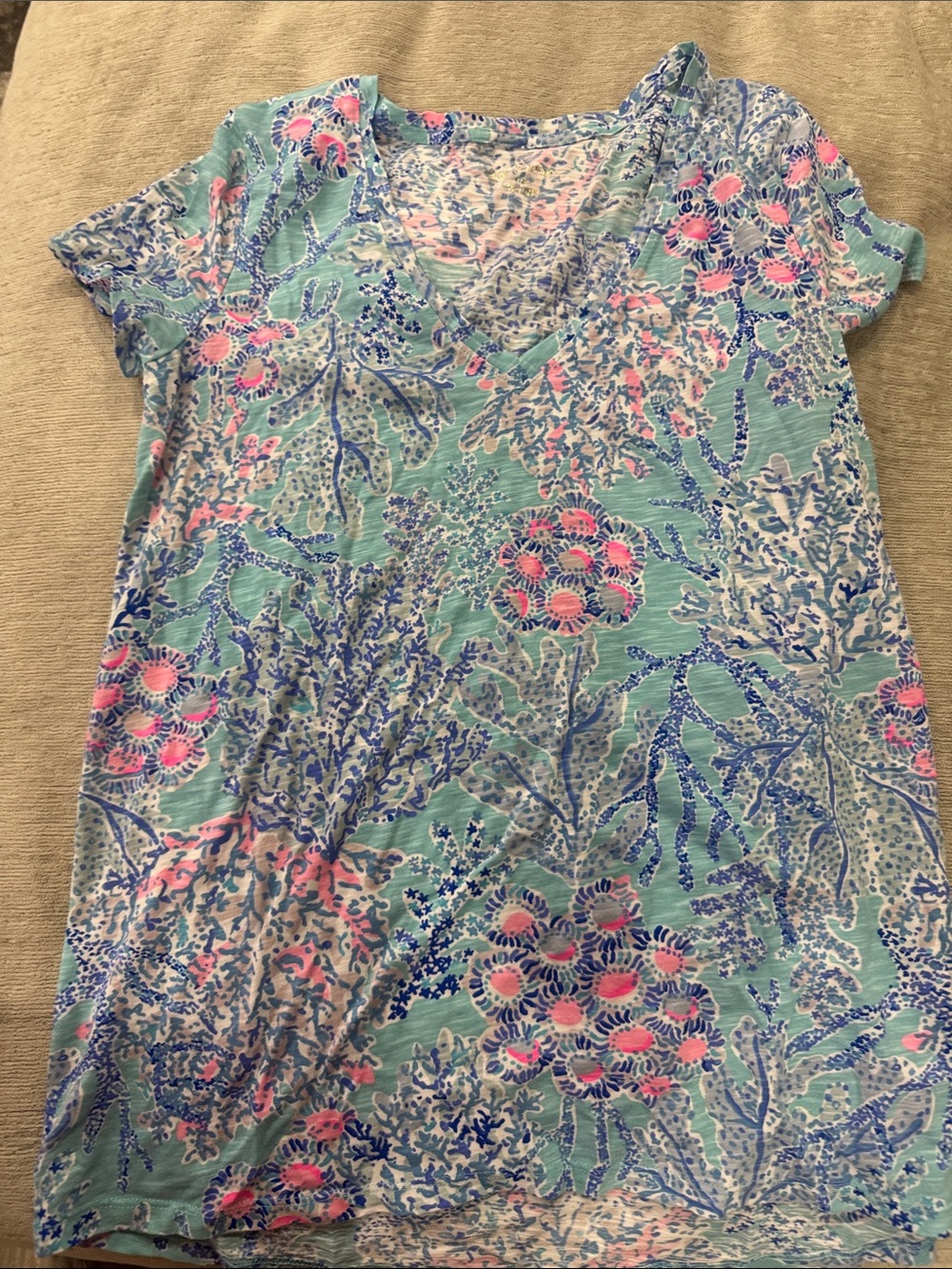 Lilly Pulitzer v neck